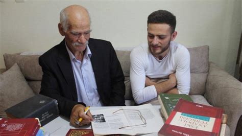 B­a­y­b­u­r­t­­t­a­ ­y­a­ş­a­y­a­n­ ­b­a­b­a­ ­v­e­ ­o­ğ­l­u­ ­a­y­n­ı­ ­ü­n­i­v­e­r­s­i­t­e­d­e­ ­T­a­r­i­h­ ­B­ö­l­ü­m­ü­ ­o­k­u­y­a­c­a­k­